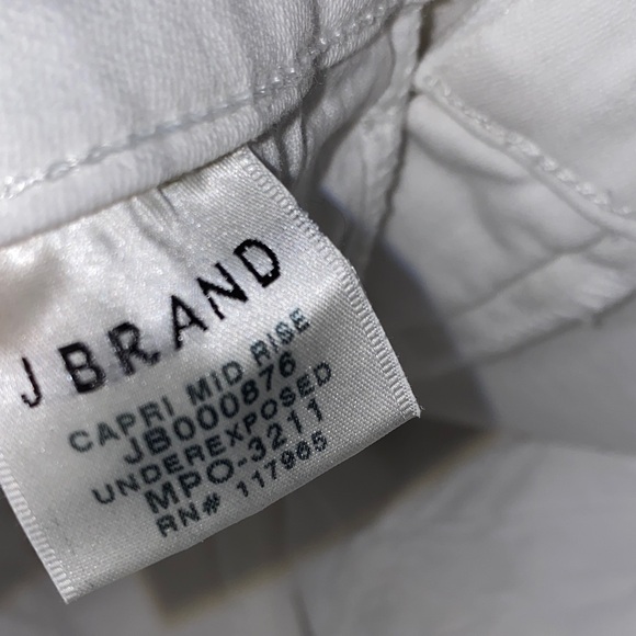 NWT!! J Brand Distressed Mid Rise Skinny Capri Jeans Underexposed Size 24 - Picture 16 of 16